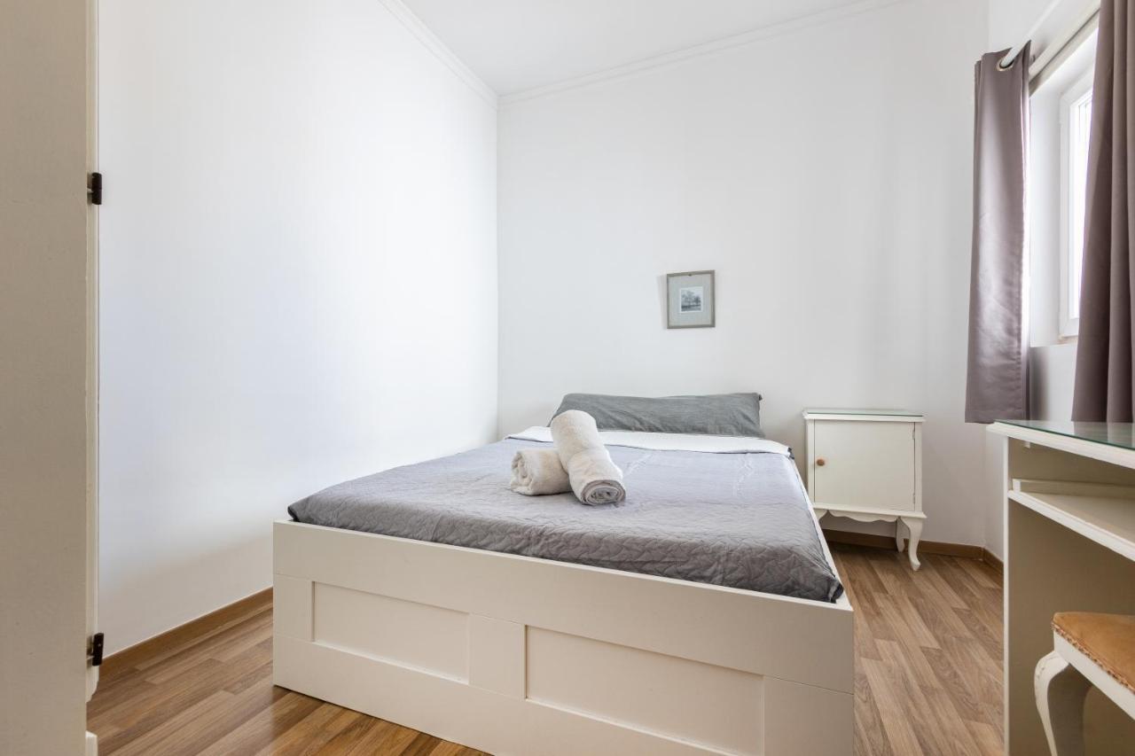 70/2- Spacious & Charming 3 Bedroom Apt In Sliema Exterior photo